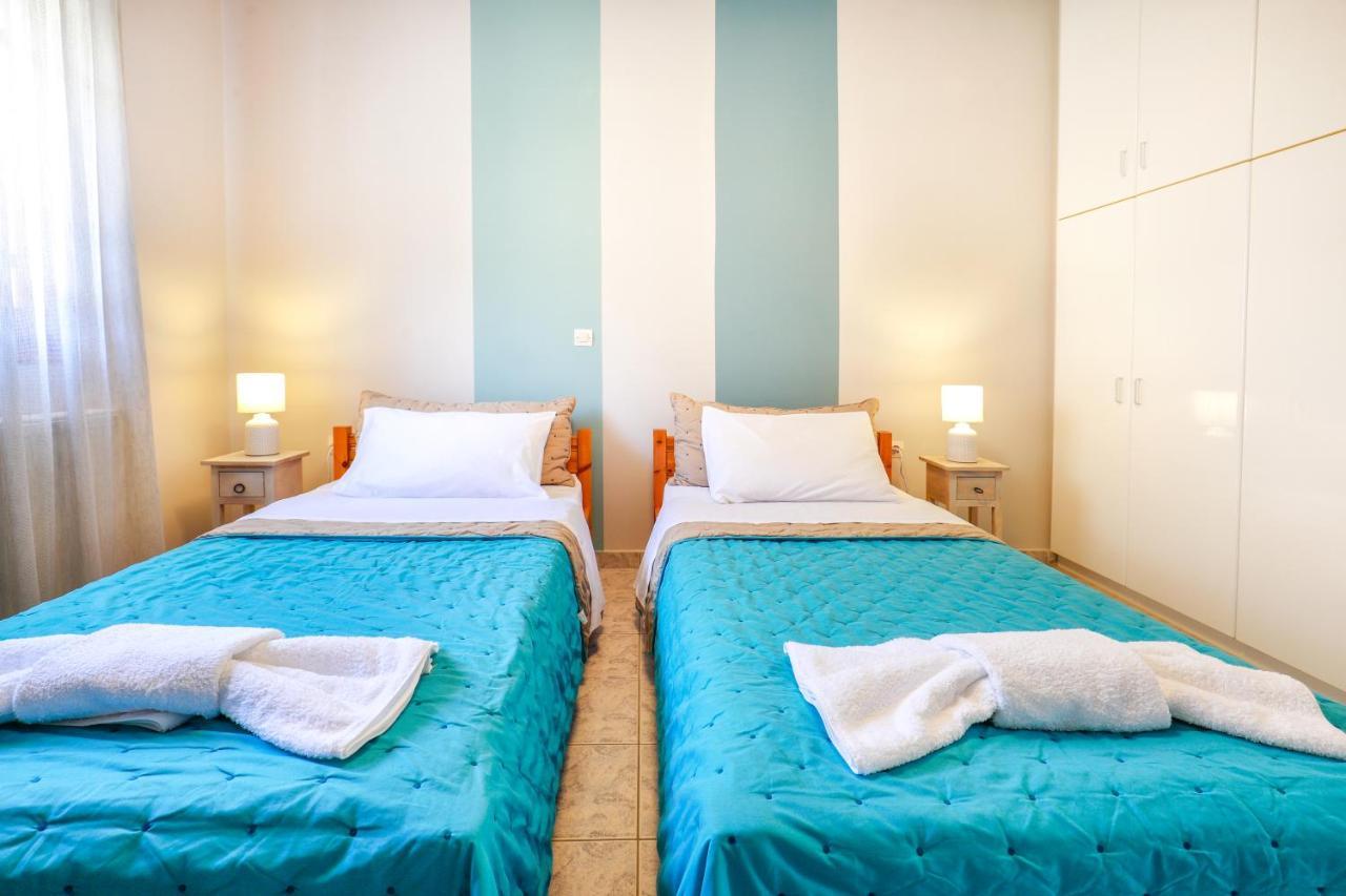 Catherine Blue Suites - 4 Minutes Off The Beach Poros  Exterior foto