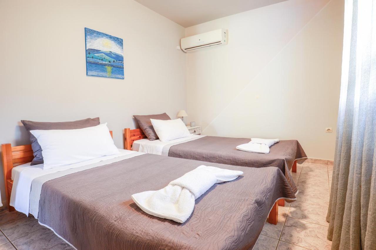Catherine Blue Suites - 4 Minutes Off The Beach Poros  Exterior foto