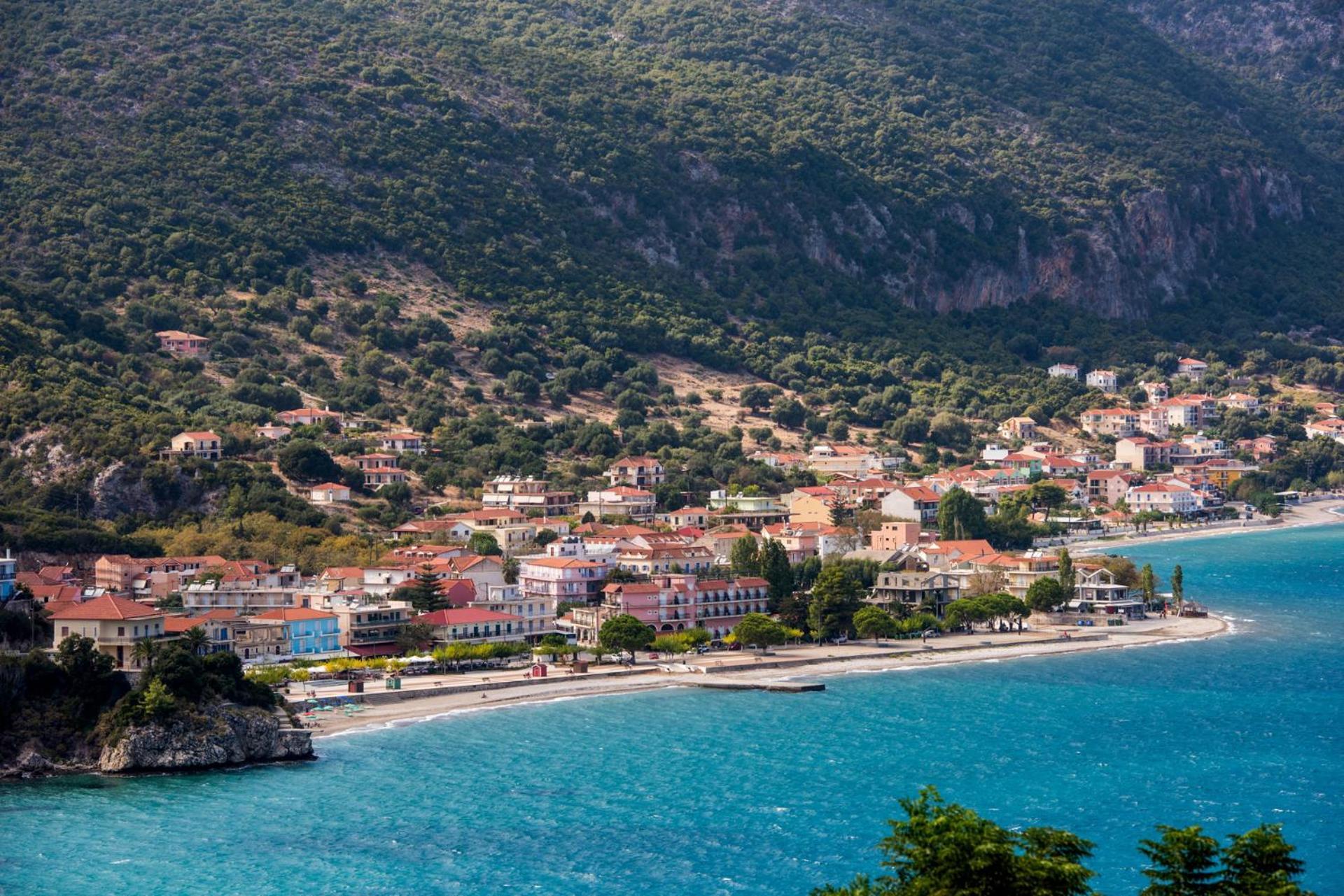 Catherine Blue Suites - 4 Minutes Off The Beach Poros  Exterior foto